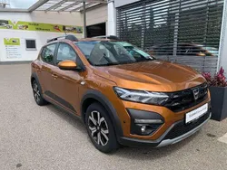 Orange Gebraucht 2021 Dacia Sandero Kleinwagen | 14.995 € (Etwas zu teuer)
