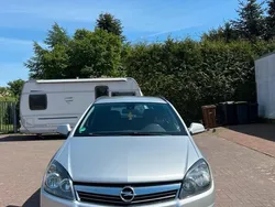 Silber Gebraucht 2010 Opel Astra Kombi | 2.800 € (Fairer Preis)
