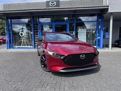 Rot Neu 2025 Mazda 3 Homura-Line Limousine | 27.600 € (Guter Preis)