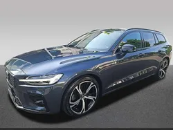 Blau Gebraucht 2024 Volvo V60 Plus Kombi | 38.998 € (Fairer Preis)