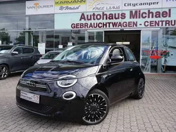 Schwarz Gebraucht 2022 Fiat 500e La Prima Cabrio | 19.490 € (Guter Preis)