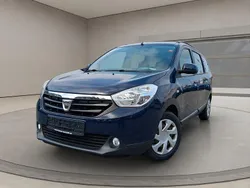 Blau Gebraucht 2016 Dacia Lodgy Lauréate Van / Kleinbus | 7.293 € (Fairer Preis)