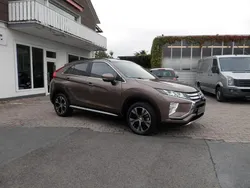 Braun Gebraucht 2020 Mitsubishi Eclipse Cross Diamant Edition SUV | 20.990 € (Fairer Preis)