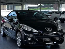 Schwarz Gebraucht 2011 Peugeot 207 CC Platinum Cabrio | 6.999 € (Etwas zu teuer)