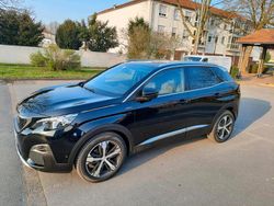 Schwarz Gebraucht 2017 Peugeot 3008 SUV | 13.500 € (Fairer Preis)