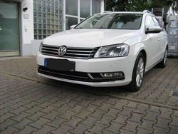 Weiß Gebraucht 2015 VW Passat Highline Kombi | 18.500 €