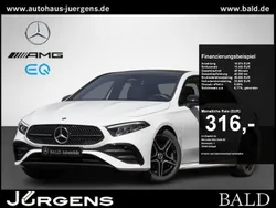 Digitalweiss Gebraucht 2024 Mercedes A200 AMG Limousine | 35.880 € (Etwas zu teuer)