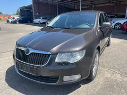 Braun Gebraucht 2009 Skoda Superb Elegance Limousine | 4.999 € (Fairer Preis)