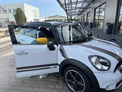 Weiß Gebraucht 2011 Mini Cooper S Countryman SUV | 7.500 € (Fairer Preis)