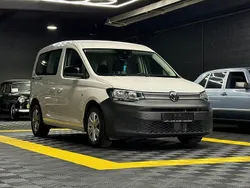 Weiß Gebraucht 2020 VW Caddy Basis Van / Kleinbus | 13.499 € (Superpreis)