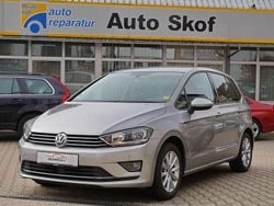 Tungsten silver Gebraucht 2015 VW Golf Sportsvan LOUNGE Van / Kleinbus | 11.800 € (Etwas zu teuer)