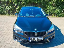 Schwarz Gebraucht 2016 BMW 218 Gran Tourer Van / Kleinbus | 14.600 € (Etwas zu teuer)