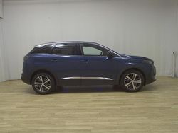 Blau Gebraucht 2023 Peugeot 3008 Allure SUV | 15.780 € (Guter Preis)