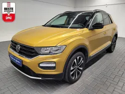 Gelb (kurkumagelbmet.) Gebraucht 2021 VW T-Roc United SUV | 22.480 € (Etwas zu teuer)