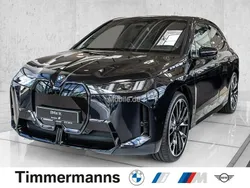 Schwarz Neu 2025 BMW iX Sport Line SUV | 103.270 € (Fairer Preis)