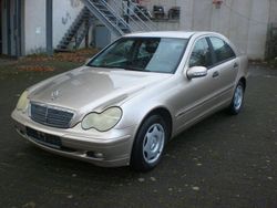 Beige Gebraucht 2003 Mercedes C200 Limousine | 2.300 € (Fairer Preis)