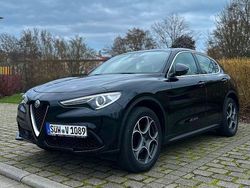 Schwarz Gebraucht 2017 Alfa Romeo Stelvio SUV | 21.999 € (Guter Preis)