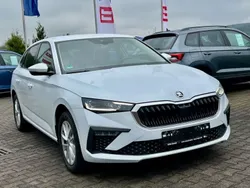 Weiß Gebraucht 2024 Skoda Scala Selection Kleinwagen | 23.590 € (Etwas zu teuer)