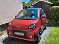 Rot Gebraucht 2023 Smart ForTwo Coupé Coupé | 14.999 € (Etwas zu teuer)