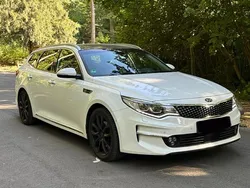 Weiß Gebraucht 2017 Kia Optima 2 Kombi | 10.900 € (Guter Preis)