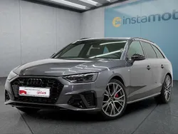 Grau Gebraucht 2024 Audi A4 S-Line Kombi | 38.449 € (Fairer Preis)