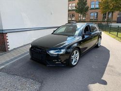 Schwarz Gebraucht 2013 Audi A4 S-Line Kombi | 8.300 € (Guter Preis)