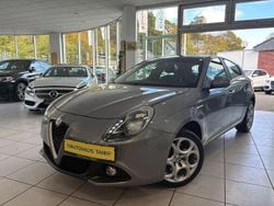 Grau Gebraucht 2016 Alfa Romeo Giulietta Super Kleinwagen | 13.690 € (Fairer Preis)