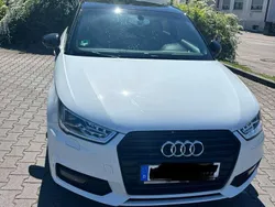 Weiß Gebraucht 2017 Audi A1 Sportback S-Line Kleinwagen | 15.600 € (Etwas zu teuer)