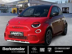 Rot (adrenaline red) Neu 2025 Abarth 500e Turismo Kleinwagen | 38.725 € (Fairer Preis)