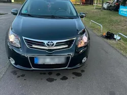 Schwarz Gebraucht 2009 Toyota Avensis Multidrive S Limousine | 11.000 €