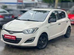 Beige Gebraucht 2014 Hyundai i20 Classic Limousine | 5.000 € (Fairer Preis)