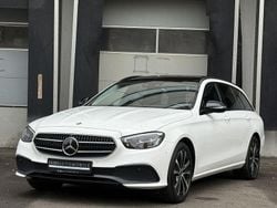 Weiß Gebraucht 2022 Mercedes E300 Avantgarde Limousine | 29.950 € (Fairer Preis)