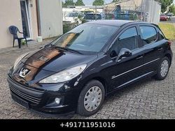 Schwarz Gebraucht 2010 Peugeot 207 Limousine | 3.990 € (Fairer Preis)