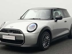 Grau Gebraucht 2024 Mini Cooper Classic Kleinwagen | 27.683 € (Etwas zu teuer)