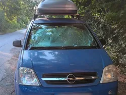 Blau Gebraucht 2004 Opel Meriva Van / Kleinbus | 2.450 €