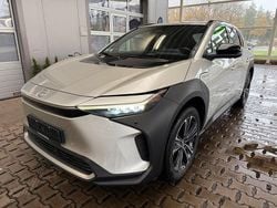 Silber Gebraucht 2022 Toyota bZ4X SUV | 28.750 € (Guter Preis)
