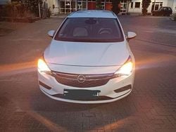 Gebraucht 2016 Opel Astra Active Kombi | 7.700 € (Teuer)