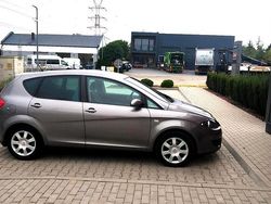 Grau Gebraucht 2005 Seat Altea Van / Kleinbus | 3.750 €