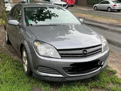 Grau Gebraucht 2005 Opel Astra GTC Coupé | 1.700 € (Guter Preis)