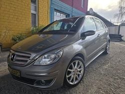 Silber Gebraucht 2006 Mercedes 170 Kleinwagen | 3.750 € (Fairer Preis)