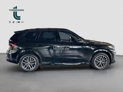 Schwarz Gebraucht 2024 BMW X1 Performance SUV | 44.090 € (Fairer Preis)