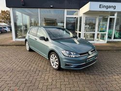 Blau Gebraucht 2019 VW Golf VII IQ Drive Limousine | 17.990 € (Fairer Preis)