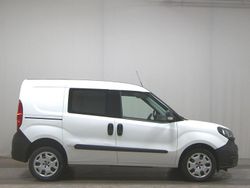 Weiss Gebraucht 2020 Fiat Doblò Van / Kleinbus | 7.280 € (Superpreis)