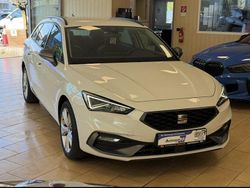 Weiß candy weiss Gebraucht 2023 Seat Leon FR Kombi | 18.500 € (Guter Preis)