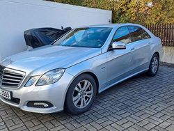Silber Gebraucht 2011 Mercedes E220 Avantgarde Limousine | 9.300 € (Fairer Preis)