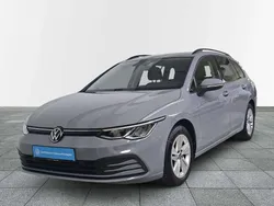 Grau Gebraucht 2021 VW Golf VIII Life Kombi | 18.990 €