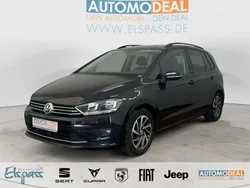 Schwarz Gebraucht 2017 VW Golf Sportsvan Sound Van / Kleinbus | 15.898 € (Etwas zu teuer)
