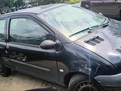 Schwarz Gebraucht 2005 Renault Twingo Kleinwagen | 1.200 € (Fairer Preis)