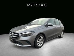 Grau Gebraucht 2019 Mercedes B200 Van / Kleinbus | 22.900 € (Fairer Preis)
