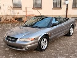 Grau Gebraucht 1999 Chrysler Stratus Cabrio | 2.850 € (Etwas zu teuer)